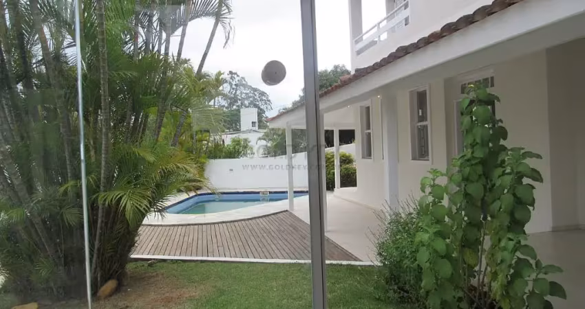 Casa moderna para locação ou venda no residencial 6, alphaville. 4 dormitórios, piscina, jardim e lazer completo em 670 m² de terreno.