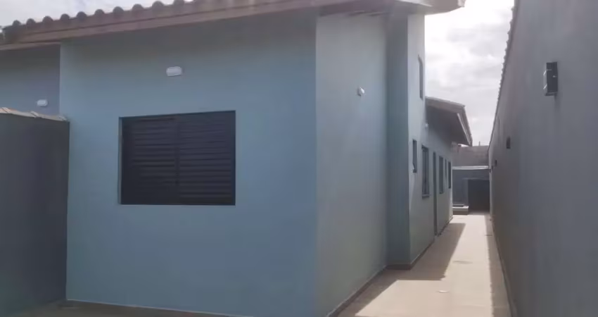 Casa para venda em itanhaém, bopiranga, 2 dormitórios, 1 suíte, 2 banheiros, 2 vagas