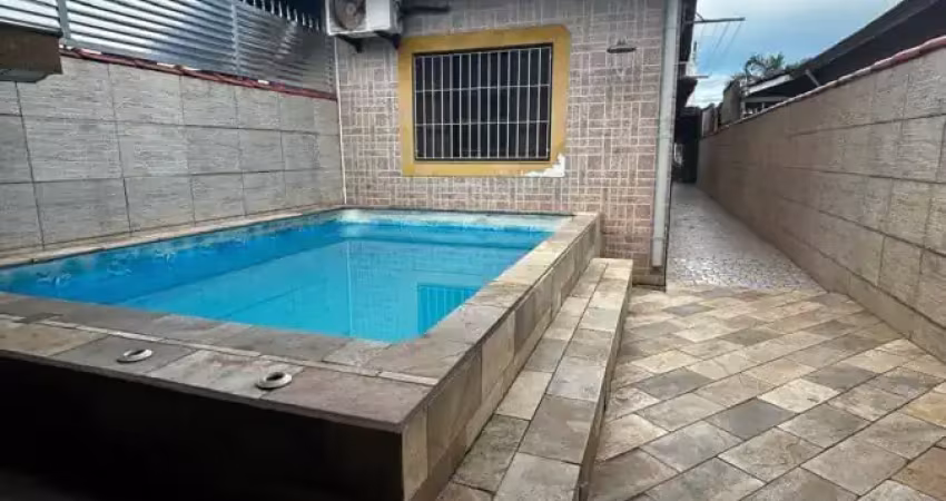 Casa com 02 dormitórios  para venda, na praia em  itanhaém / sp
