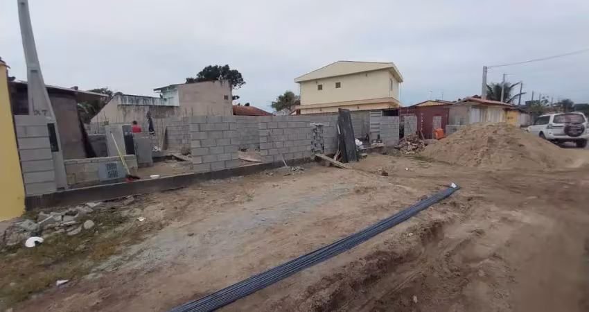 Casa para venda em itanhaém, palmeiras, 3 dormitórios, 1 suíte, 1 banheiro, 2 vagas