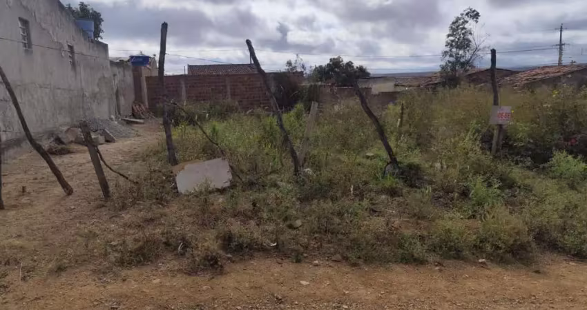 Terreno à venda na Rua Nelson Gonçalves, Prado, Pesqueira