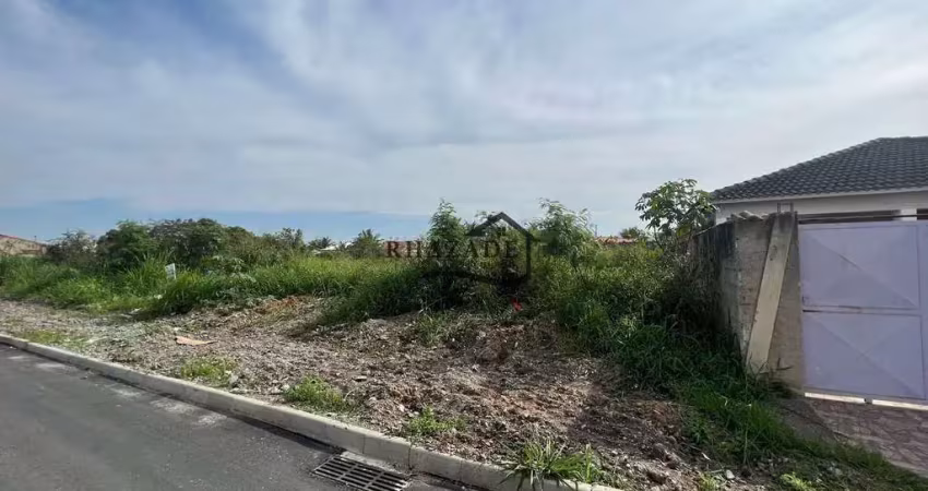 Terreno à venda na Rua Jupira Silva, 38, Jardim Atlântico Central (Itaipuaçu), Maricá