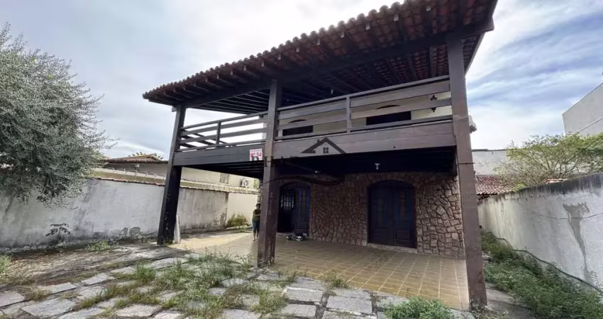 Casa com 3 quartos à venda na Rua Jornalista Ramiro Cruz, 54, Piratininga, Niterói