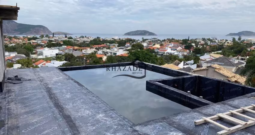 Casa em construção em camboinhas, niterói com projeto magnífico.