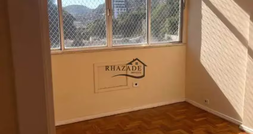 Excelente apartamento em são domingos, niterói. próximo ao centro, plaza e uff.