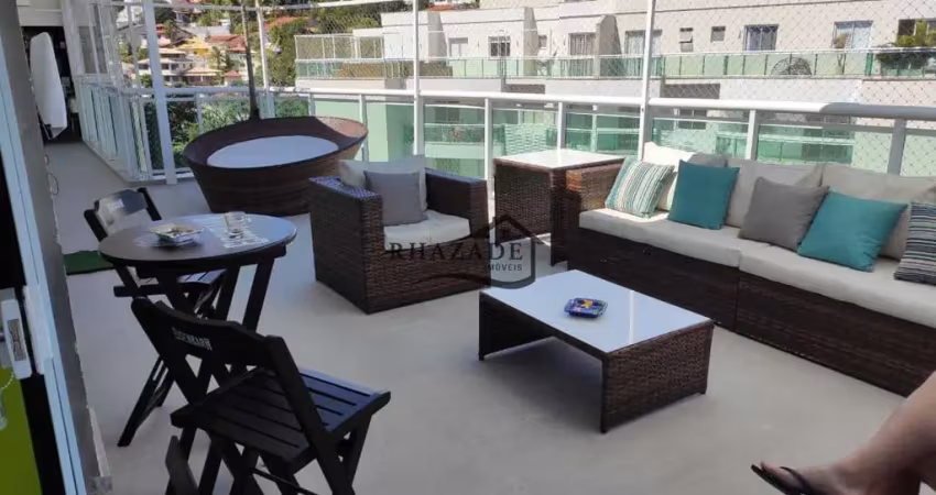 Excelente cobertura linear 4 quartos no condomínio oasis em camboinhas, niterói.