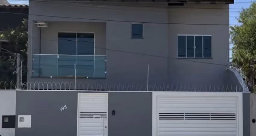 Sobrado impecável chaves na mão e aceita financiamento