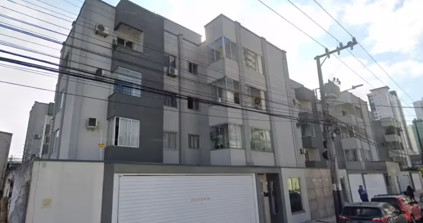 Apartamento com 77 m, mobiliado com 2 dorm, 1 bwc, 1 vaga... no centro de bc.