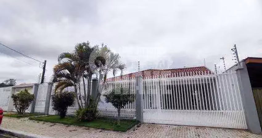 Casa com 3 quartos à venda no Centro, Foz do Iguaçu 