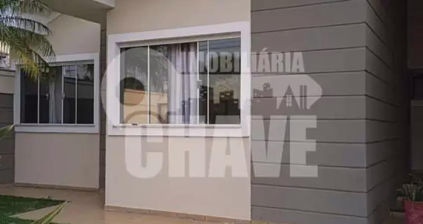 Vende-se sobrado de alto padrão no centro de rolândia - pr