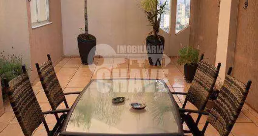 Cobertura com 4 quartos à venda no Centro, Londrina 