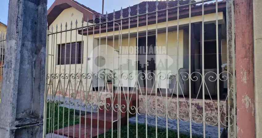 Vende-se casa com lote extra na avenida mario de menezes em ibiporã-pr