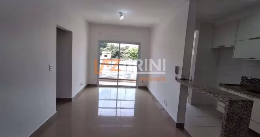 Apartamento com 3 quartos para alugar na Rua Capitão Adão Pereira da Silva Cabral, 677, Centro, São Carlos