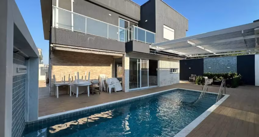 A maior casa de itanhaém - mansão em condomínio alto padrão a 500m da praia em itanhaém! 7 suítes, piscina aquecida e área gourmet completa!