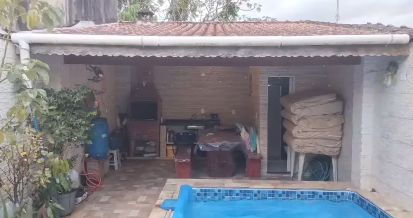 Casa no gaivota com piscina e área gourmet completa – 100m da av. flácides ferreira!