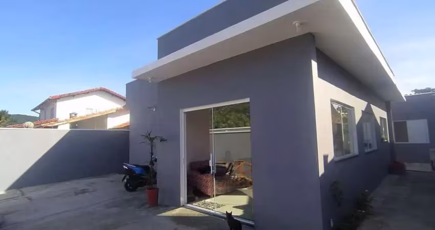 Casa para venda em itanhaém, verde mar, 2 dormitórios, 1 suíte, 2 banheiros, 3 vagas