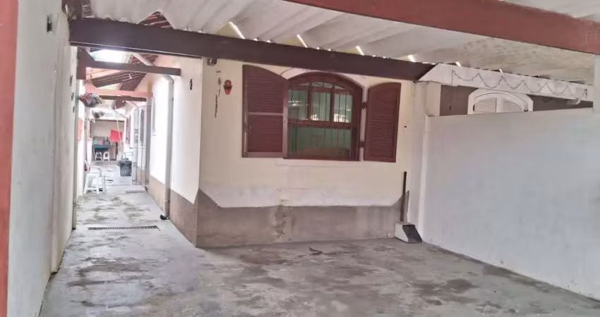 Casa para venda em itanhaém, jequitibá, 2 dormitórios, 1 suíte, 1 banheiro, 2 vagas