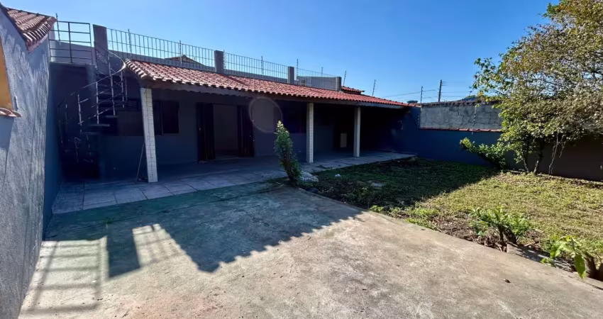 Casa com edícula e amplo terreno no jardim regina – espaço e natureza em itanhaém