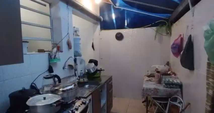 Casa na praia com piscina em itanhaém por  r$ 190.000,00