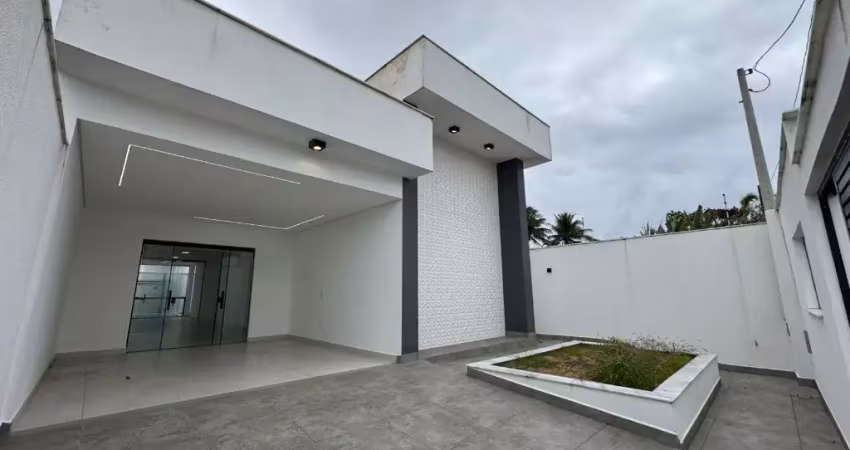 Casa na praia com 3 quartos em peruíbe por r$ 950.000,00