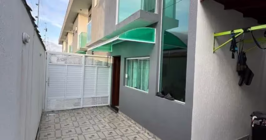 Casa na praia em itanhaém com piscina por r$ 330.000,00