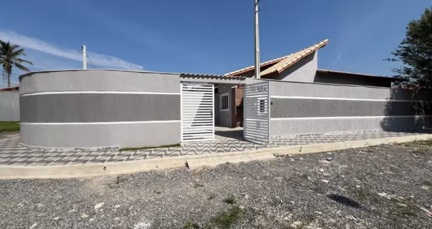 Casa lado praia , em itanhaém , com piscina por r$ 350.000,00