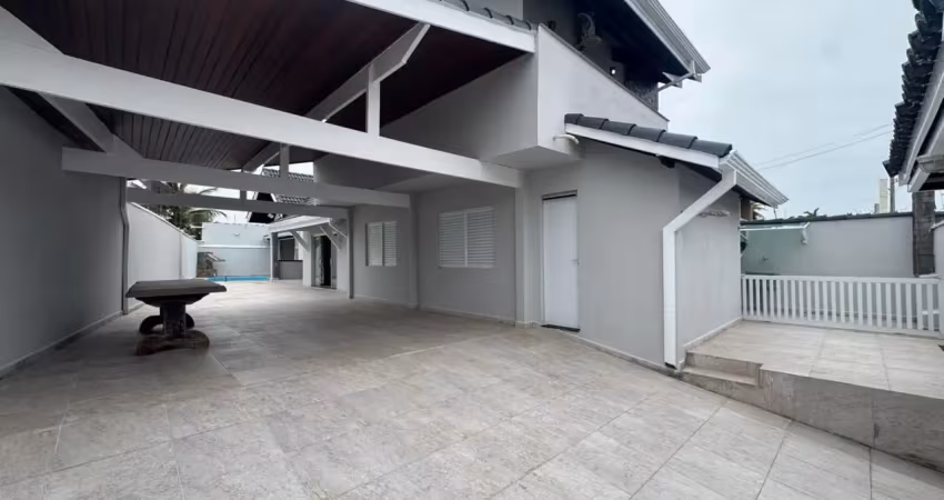 Casa com 3 quartos à venda na Av. Padre Anchieta, 6840, Jardim Beira Mar, Peruíbe