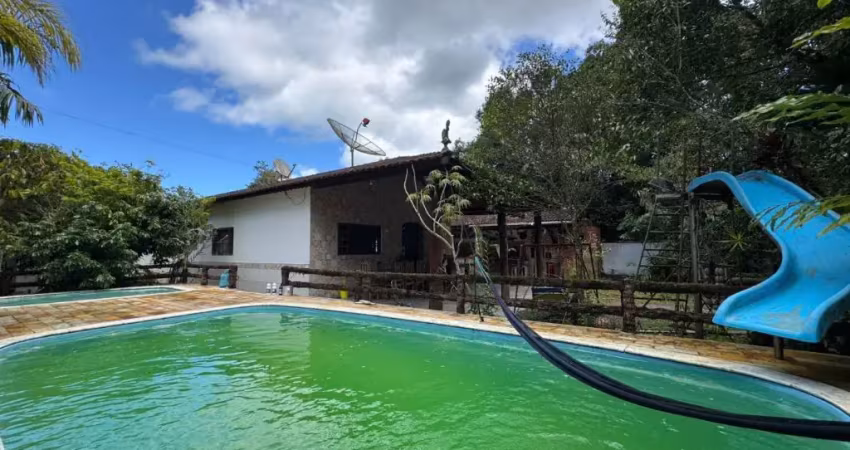 Chácara com piscina, 4 quartos e área gourmet em peruíbe - r$ 430.000,00.