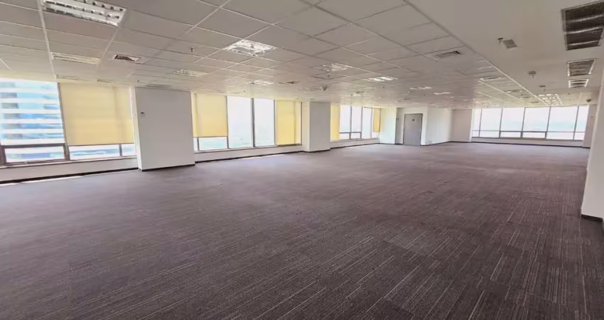 Sala comercial para alugar na Alameda Xingu, --, Alphaville, Barueri
