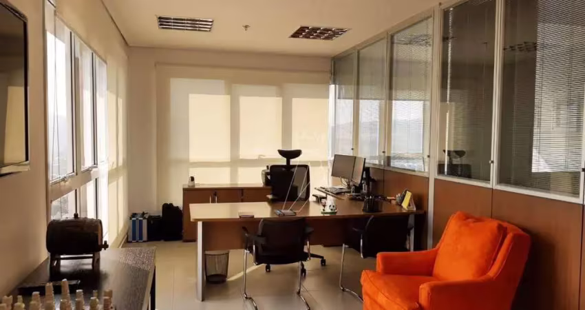 Sala comercial com 5 salas à venda na Avenida Sagitário, --, Alphaville, Barueri