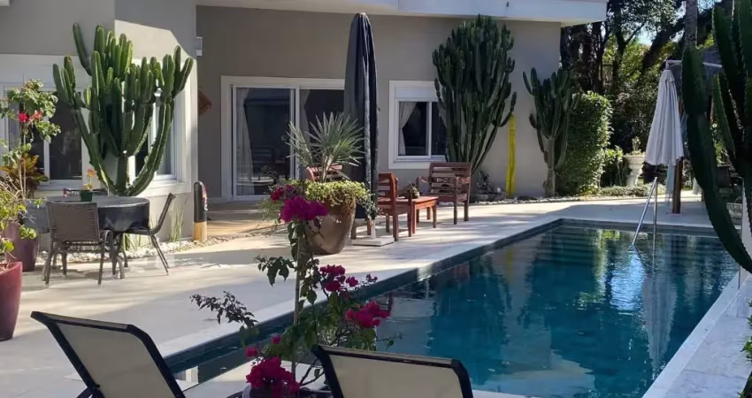 Vendo casa de alto padrão cond sp 2 granja vianna!!!