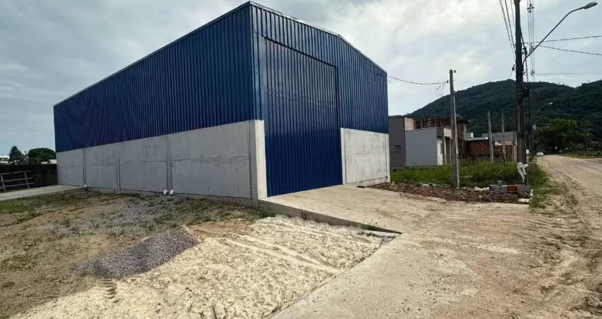 Galpão comercial à venda no bairro são joão (margem esquerda), em tubarão/sc