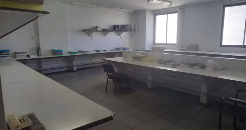 Sala comercial para venda em salvador, stiep, 4 banheiros, 8 vagas