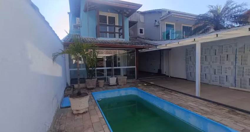 Casa com 3 dormitórios  à venda, 200 m² por r$ 730.000,00 - maravista - niterói/rj
