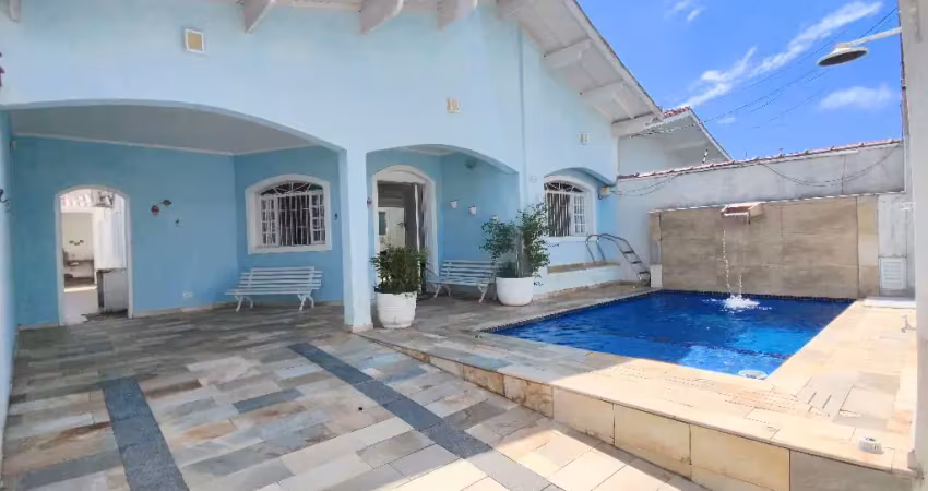 Casa com piscina - 3 dormitórios - parque oásis - peruíbe