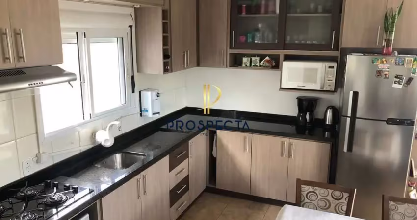 Excelente sobrado com 3 dormitórios e entrada individual no bairro charqueadas e