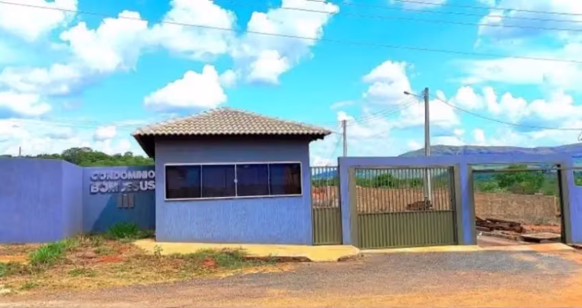 Lote condomínio bom jesus 3, 1km da cidade! lugar muito próspero com casas muito boas! pirenópolis-go