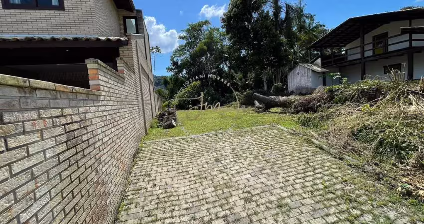 Terreno à venda no Vorstadt, Blumenau 