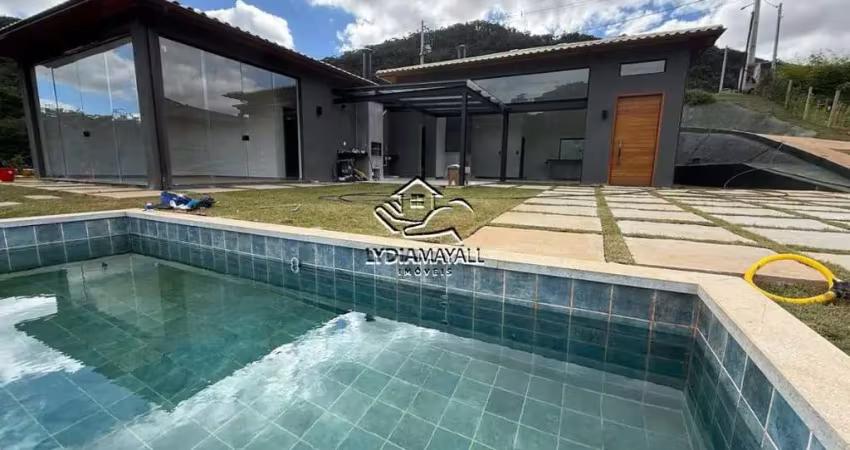 Lmps7052 casa condominio alto padrao 3 suites garagem secretario petropolis rj