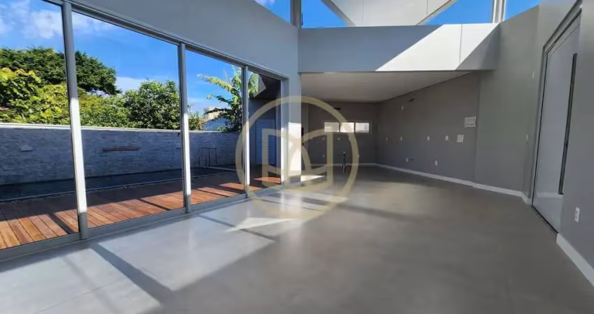 Casa nova a venda em condominio fechado proximo a praia