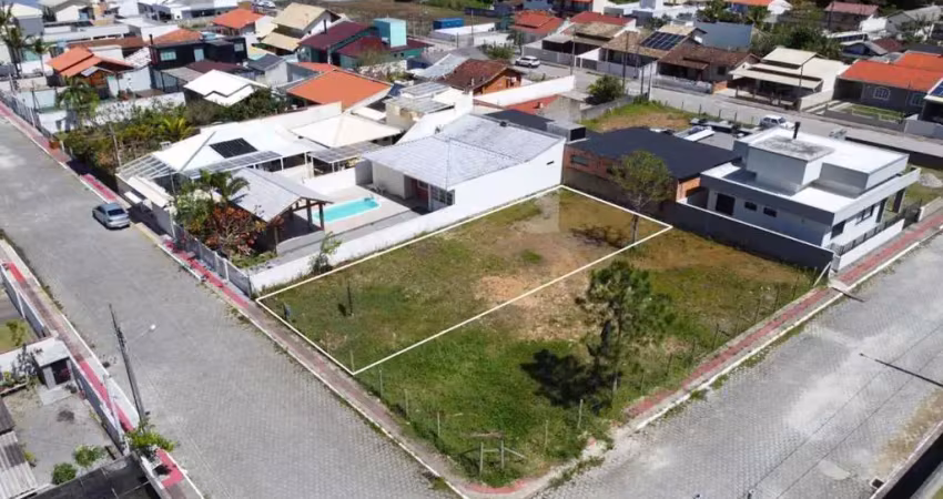 Terreno à venda no Armação, Governador Celso Ramos 