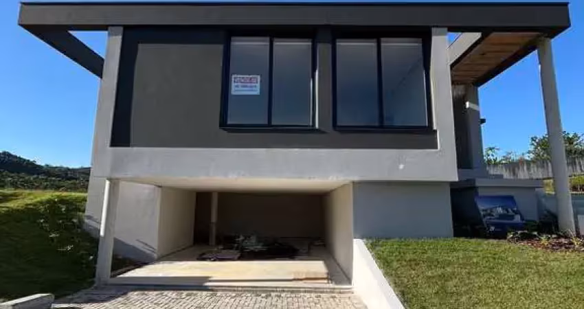 Casa com 3 quartos à venda na Rua Octávio Fontana, São Simão, Criciúma