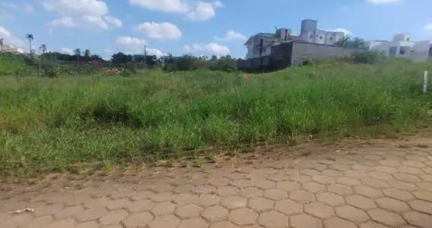 Terreno à venda na Rua 07 de Outubro, Cristo Redentor, Criciúma