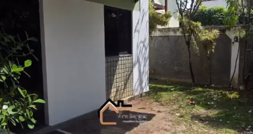 Casa em condomínio fechado com 3 quartos para alugar na Alameda Dilson Jatahy Fonseca, 123, Stella Maris, Salvador