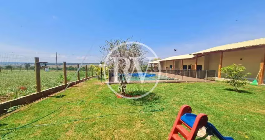 Casa em condomínio fechado à venda – 6 suítes – 430 m² construídos – 1.500 m²