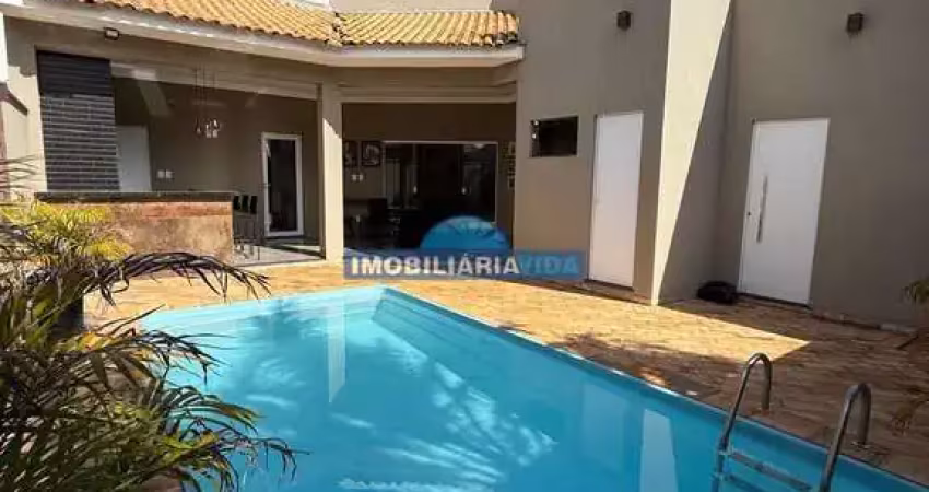 Casa em condomínio fechado com 3 quartos à venda no Conjunto Habitacional Doutor Antônio Villela Silva, Araçatuba 