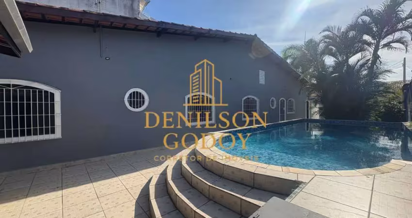 Casa na praia das palmeiras – conforto, espaço e lazer em bairro nobre.