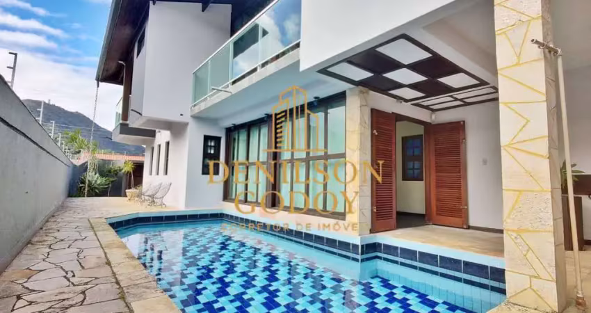 Casa assobradada 4 suítes à venda no estrela d&apos;alva – caraguatatuba/sp