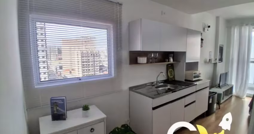 Studio novo totalmente mobiliado no centro de curitiba/pr