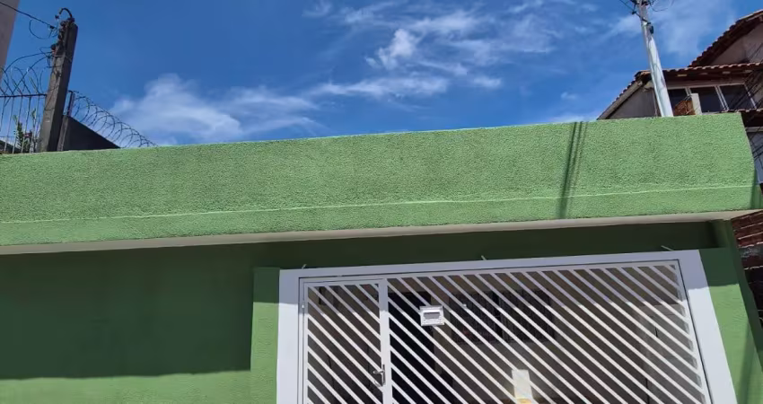 Casa terrea, com 115 m2 em local privilegiado da vila santa catarina.